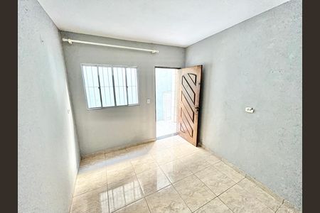 Sala de casa para alugar com 2 quartos, 60m² em Jardim Peri, São Paulo