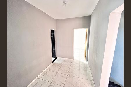 Casa para alugar com 60m², 2 quartos e sem vaga Casa para alugar com 60m², 2 quartos e sem vagaSala/Quarto Suíte