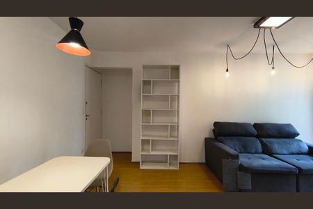 Apartamento à venda com 57m², 2 quartos e 1 vaga Apartamento à venda com 57m², 2 quartos e 1 vagaSala