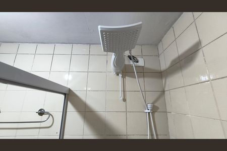 Apartamento à venda com 57m², 2 quartos e 1 vaga Apartamento à venda com 57m², 2 quartos e 1 vagaBanheiro