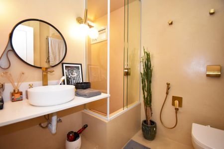 Apartamento à venda com 140m², 2 quartos e 1 vaga Apartamento à venda com 140m², 2 quartos e 1 vagabanheiro
