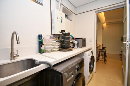 Apartamento à venda com 140m², 2 quartos e 1 vaga Apartamento à venda com 140m², 2 quartos e 1 vagalavanderia