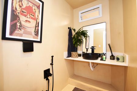 Apartamento à venda com 140m², 2 quartos e 1 vaga Apartamento à venda com 140m², 2 quartos e 1 vagalavabo