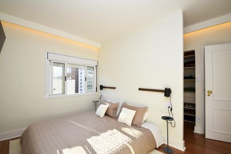 Apartamento à venda com 140m², 2 quartos e 1 vaga Apartamento à venda com 140m², 2 quartos e 1 vagaquarto 2