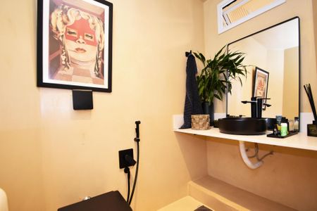 Apartamento à venda com 140m², 2 quartos e 1 vaga Apartamento à venda com 140m², 2 quartos e 1 vagalavabo