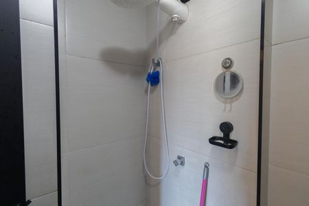 Banheiro de apartamento para alugar com 2 quartos, 43m² em Vila Mazzei, São Paulo