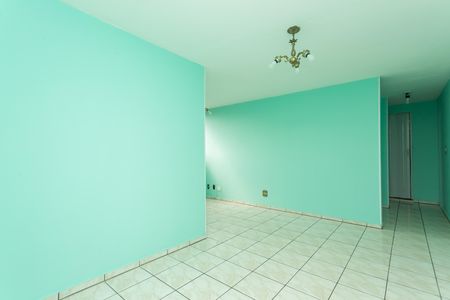 Apartamento à venda com 66m², 3 quartos e sem vaga Apartamento à venda com 66m², 3 quartos e sem vagaSala
