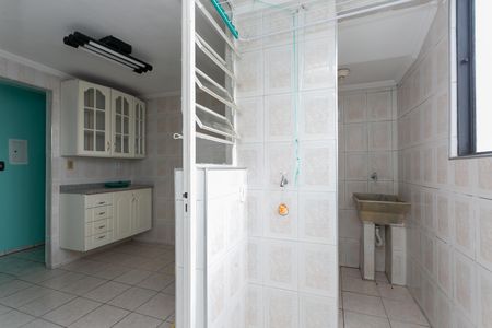 Apartamento à venda com 66m², 3 quartos e sem vaga Apartamento à venda com 66m², 3 quartos e sem vagaÁrea de Serviço