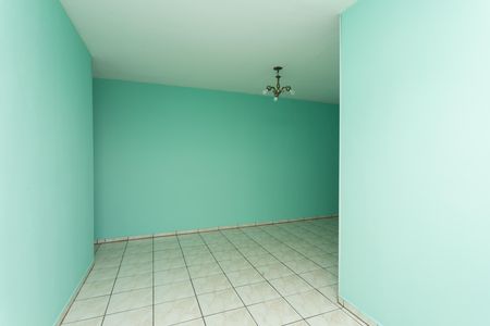 Sala de apartamento à venda com 3 quartos, 66m² em Itaquera, São Paulo
