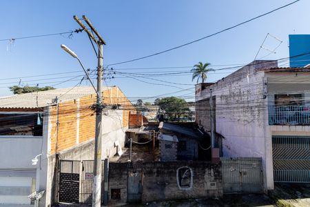 Vista da varanda da cozinha de casa para alugar com 3 quartos, 100m² em Lageado, São Paulo