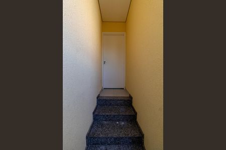 Escada de casa para alugar com 3 quartos, 100m² em Lageado, São Paulo