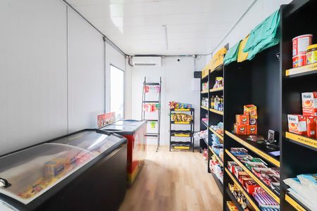 Apartamento à venda com 45m², 2 quartos e 1 vagaMercadinho 24h