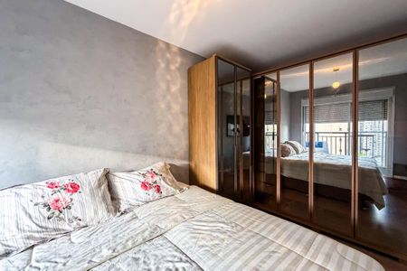 Apartamento à venda com 82m², 2 quartos e 2 vagas Apartamento à venda com 82m², 2 quartos e 2 vagasSuíte