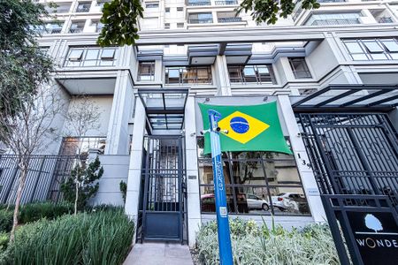 Apartamento à venda com 82m², 2 quartos e 2 vagas Apartamento à venda com 82m², 2 quartos e 2 vagasEntrada