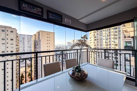 Apartamento à venda com 82m², 2 quartos e 2 vagas Apartamento à venda com 82m², 2 quartos e 2 vagasVaranda da Sala