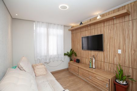 Sala de apartamento para alugar com 2 quartos, 70m² em Fonte Grande, Contagem