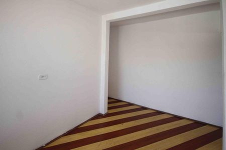 Casa à venda com 150m², 3 quartos e 4 vagasCorredor