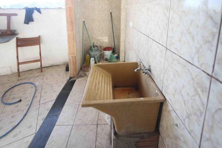 Área de serviço de casa à venda com 3 quartos, 150m² em Jardim Santa Teresinha, São Paulo
