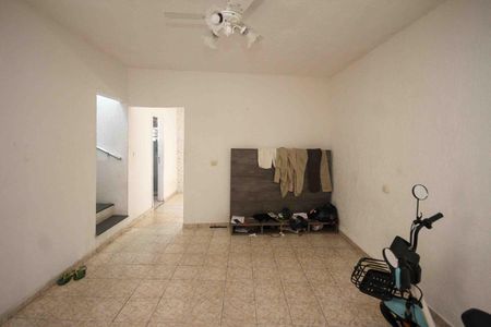Casa à venda com 150m², 3 quartos e 4 vagasSala