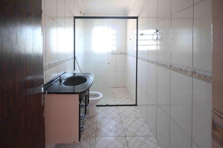 Casa à venda com 150m², 3 quartos e 4 vagasBanheiro social