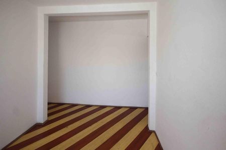 Casa à venda com 150m², 3 quartos e 4 vagasCorredor