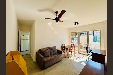 Apartamento para alugar com 76m², 2 quartos e 1 vaga