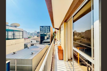 Apartamento para alugar com 76m², 2 quartos e 1 vaga