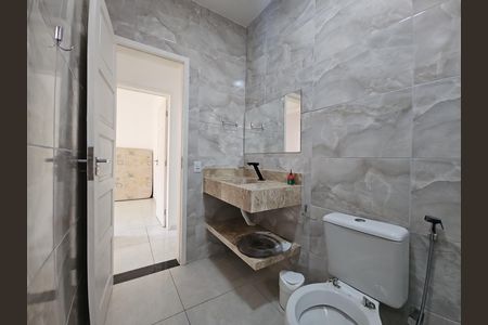 Casa para alugar com 60m², 2 quartos e sem vaga Casa para alugar com 60m², 2 quartos e sem vagaBanheiro