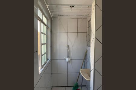 Área de serviço de apartamento para alugar com 2 quartos, 49m² em Chácara Roselândia, Cotia