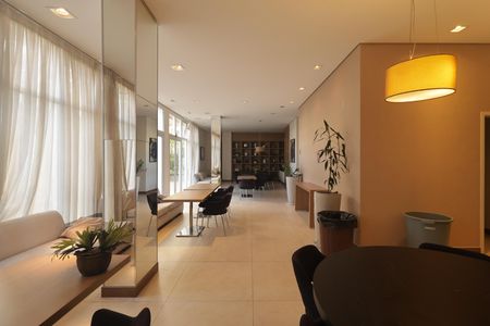 Apartamento para alugar com 28m², 1 quarto e 1 vagaÁrea comum - Salão de festas
