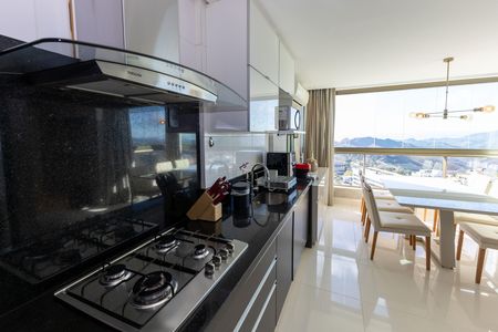 Apartamento à venda com 57m², 1 quarto e 2 vagas Apartamento à venda com 57m², 1 quarto e 2 vagasCozinha