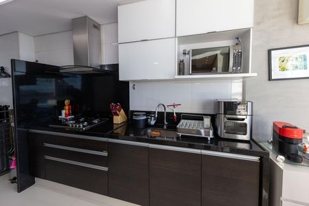 Apartamento à venda com 57m², 1 quarto e 2 vagas Apartamento à venda com 57m², 1 quarto e 2 vagasCozinha