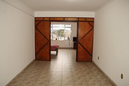 Casa para alugar com 2 quartos, 150m² em Cidade São Mateus, São Paulo