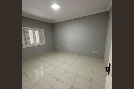 Casa para alugar com 260m², 4 quartos e 4 vagas Casa para alugar com 260m², 4 quartos e 4 vagasQuarto 4