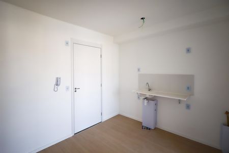 Sala e Cozinha Conjugada de apartamento para alugar com 2 quartos, 29m² em Campo Grande, São Paulo