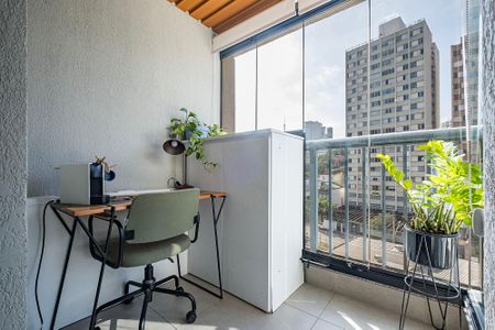 Studio - Varanda de kitnet/studio à venda com 1 quarto, 21m² em Jardim das Bandeiras, São Paulo