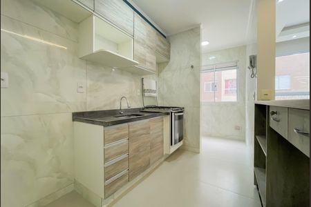 Casa de condomínio à venda com 54m², 2 quartos e 1 vagaCozinha e Área de Serviço