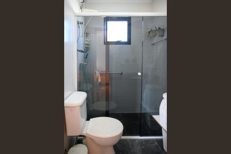 Apartamento à venda com 127m², 2 quartos e 3 vagas Apartamento à venda com 127m², 2 quartos e 3 vagasBanheiro Quarto 1 - Suite
