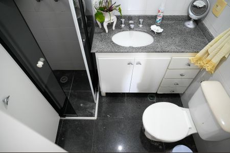 Apartamento à venda com 127m², 2 quartos e 3 vagas Apartamento à venda com 127m², 2 quartos e 3 vagasBanheiro Social
