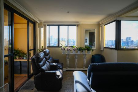 Apartamento à venda com 2 quartos, 232m² em Vila Moinho Velho, São Paulo