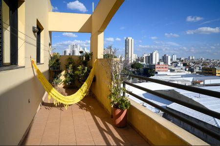 Apartamento à venda com 127m², 2 quartos e 3 vagas Apartamento à venda com 127m², 2 quartos e 3 vagasVaranda