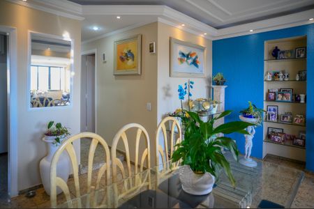 Apartamento à venda com 127m², 2 quartos e 3 vagas Apartamento à venda com 127m², 2 quartos e 3 vagasSala de Jantar