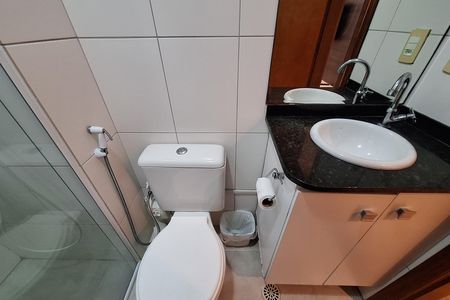 Apartamento à venda com 63m², 2 quartos e 2 vagas Apartamento à venda com 63m², 2 quartos e 2 vagasBanheiro