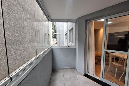 Apartamento à venda com 63m², 2 quartos e 2 vagas Apartamento à venda com 63m², 2 quartos e 2 vagasSacada sala