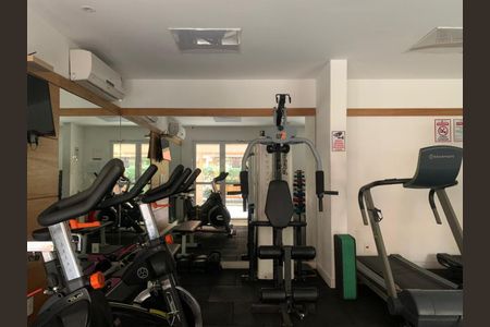 Apartamento à venda com 79m², 2 quartos e 1 vaga Apartamento à venda com 79m², 2 quartos e 1 vagaÁrea comum - Academia