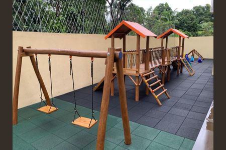 Apartamento à venda com 79m², 2 quartos e 1 vaga Apartamento à venda com 79m², 2 quartos e 1 vagaÁrea comum - Playground