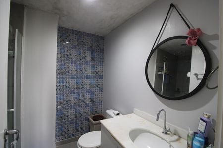 Apartamento à venda com 79m², 2 quartos e 1 vagaBanheiro da suíte 2