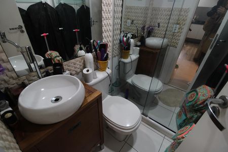 Apartamento à venda com 79m², 2 quartos e 1 vagaBanheiro social