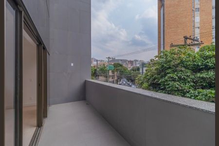 Apartamento à venda com 334m², 3 quartos e 2 vagas Apartamento à venda com 334m², 3 quartos e 2 vagasVaranda da Sala