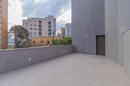 Varanda - Suíte  de apartamento à venda com 3 quartos, 334m² em Cruzeiro, Belo Horizonte